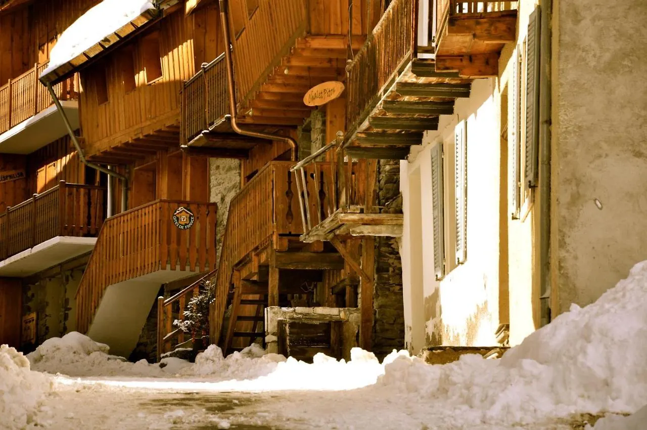 Two Bedroom Apartment La Voute, Chandon Near Meribel - Sleeps 4 Adults Or 2 Adults And 3 Children Les Allues